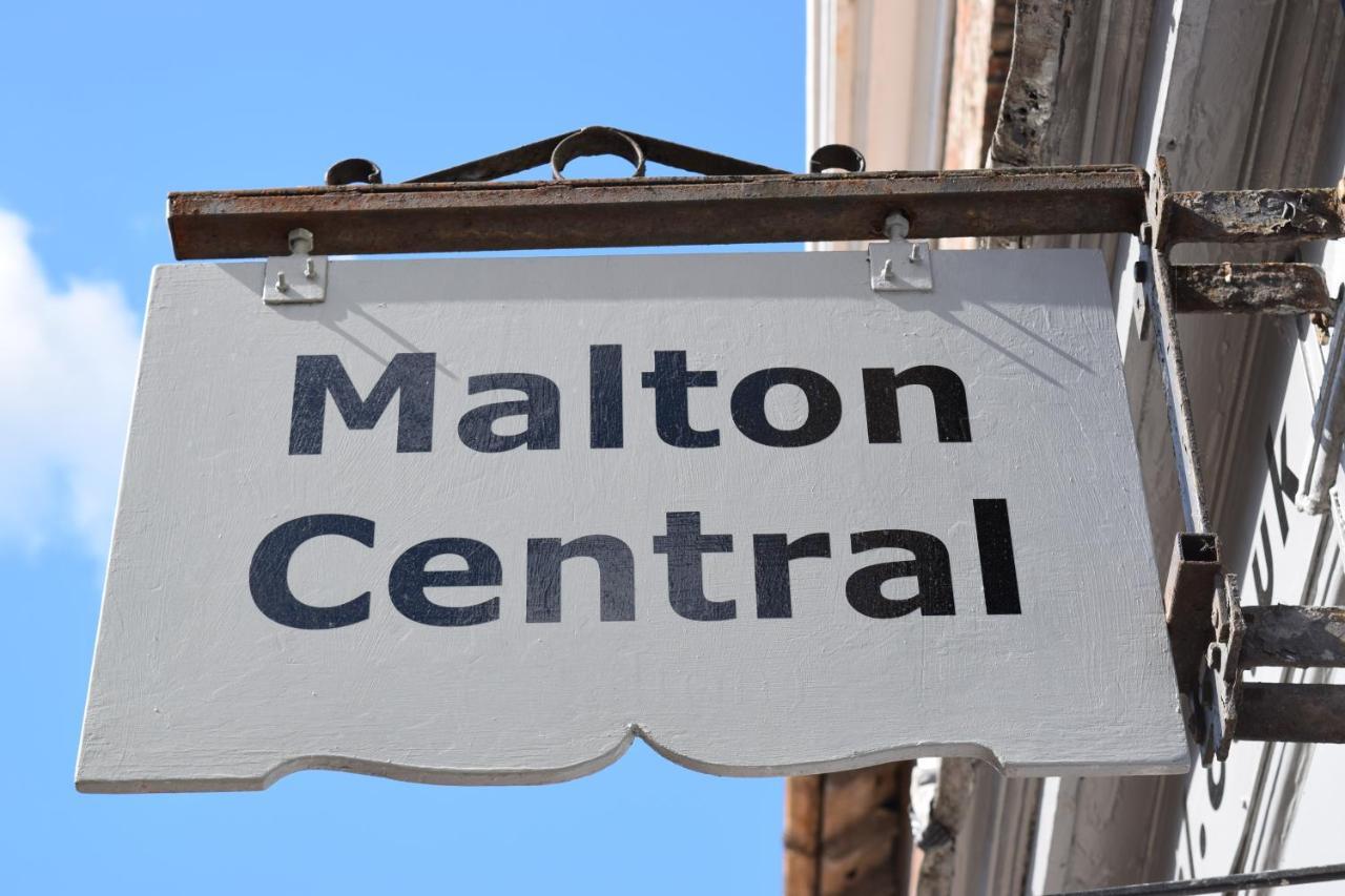 Malton Central Apartments Екстериор снимка